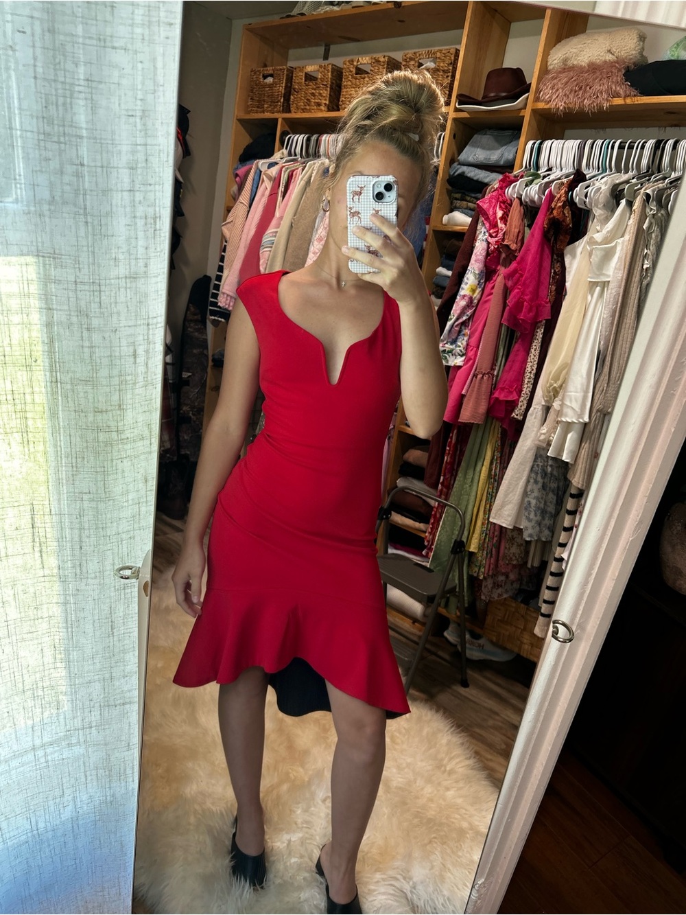 Goddiva London Clarinet red Air Dress
Rouge size 4 sheath flared hem